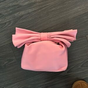 Cute bow clutch